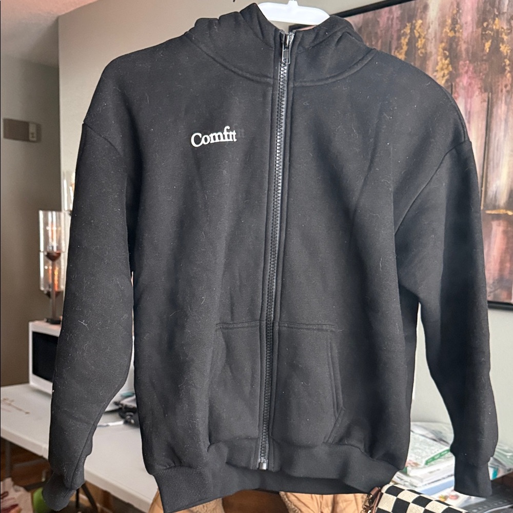 Comfrt Black Zip-Up Hoodie